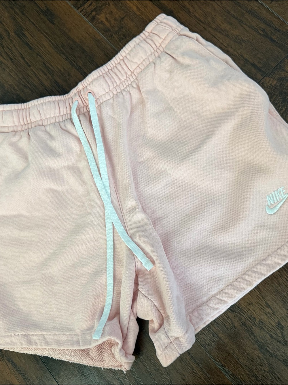 Nike Men’s Pale Pink Drawstring Athletic Shorts